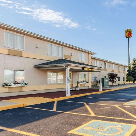Super 8 By Wyndham Ionia Mi Exterior foto