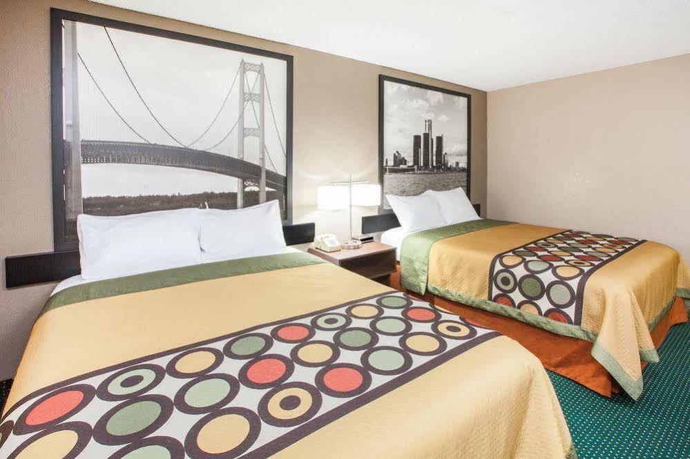 Super 8 By Wyndham Ionia Mi Exterior foto